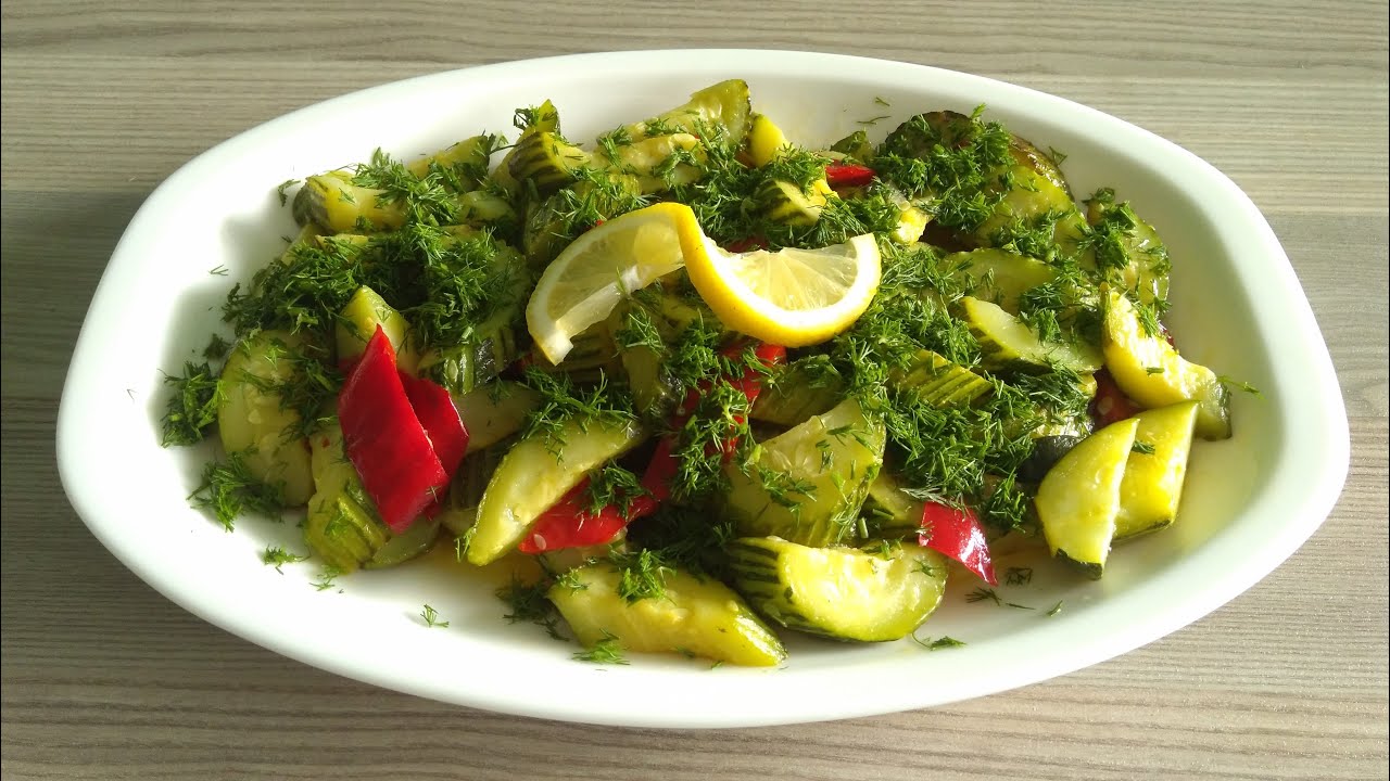 Nar Ekşili Kabak Salatası